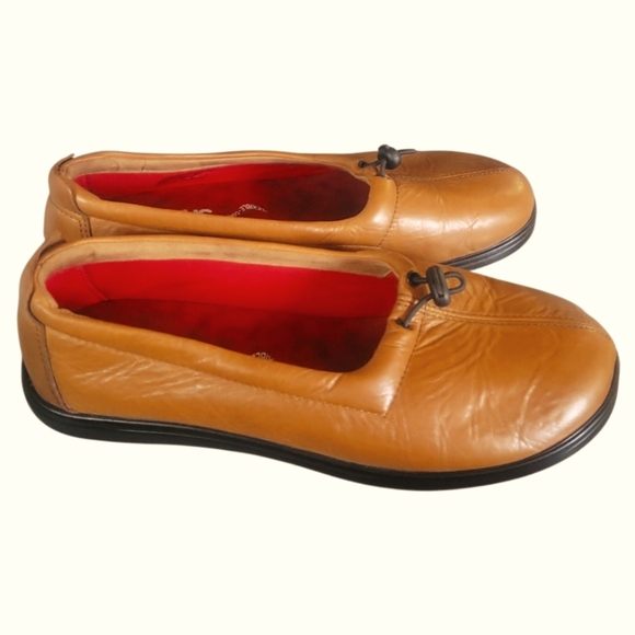SAS Women's Funk Active Slip On Flexible Tan Leather Loafers Red Interior 8 1/2M - Picture 3 of 9